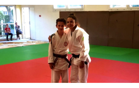 Remise de la ceinture marron